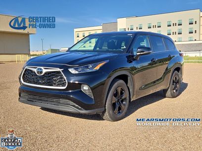Used 2025 Toyota Highlander LE