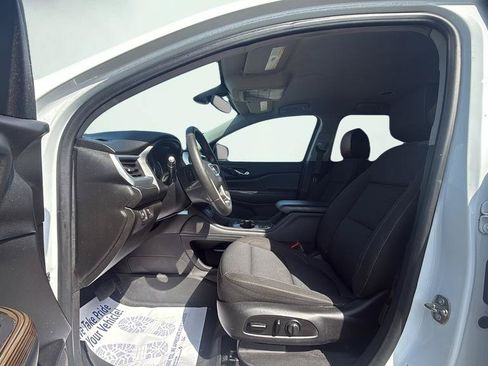 Used 2021 GMC Acadia SLE w/ Driver Convenience Package FWD image 21