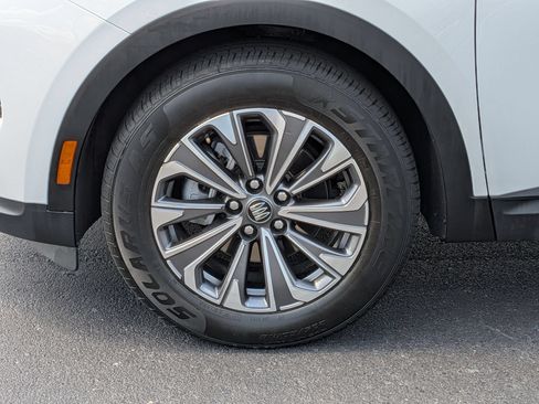 Used 2024 Buick Envision Preferred AWD/4WD image 10