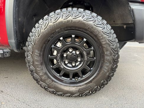 Used 2024 GMC Sierra 1500 AT4X w/ AT4X AEV Edition image 6