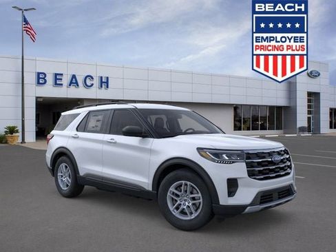 New 2026 Ford Explorer Active RWD image 1
