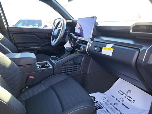 New 2025 Toyota 4Runner 4WD image 35