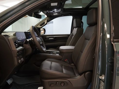 New 2026 Chevrolet Tahoe Z71 w/ Comfort Package AWD/4WD image 5