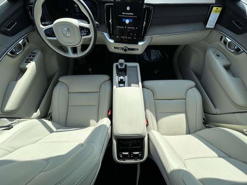 New 2026 Volvo XC90 B5 Ultra w/ Protection Package Premier AWD/4WD image 14