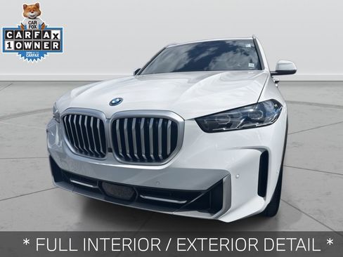 Used 2025 BMW X5 xDrive50e image 5