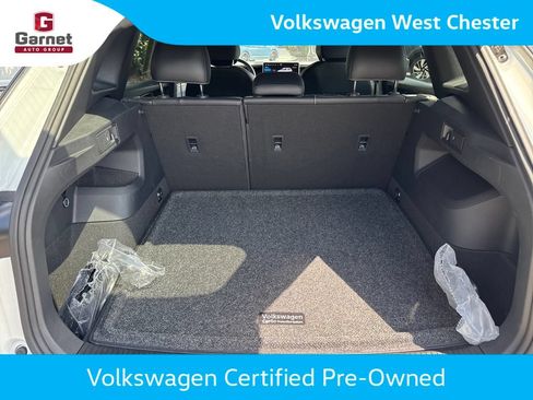 Used 2025 Volkswagen Tiguan SE R-Line AWD/4WD image 14