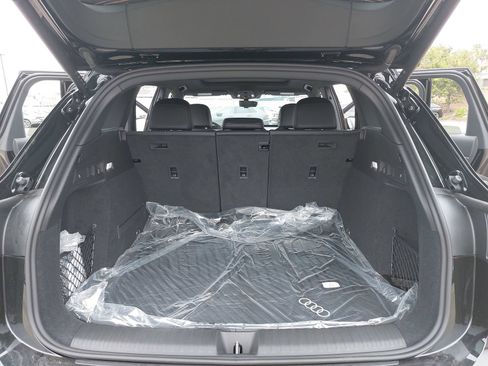 New 2027 Audi Q6 e-tron Premium AWD/4WD image 12