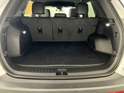 New 2026 Chevrolet Equinox RS w/ Convenience Package III image 21