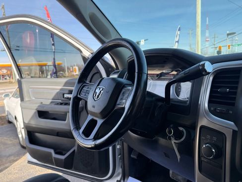 Used 2017 RAM 2500 Big Horn image 25