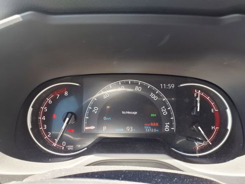 Used 2025 Toyota RAV4 XLE image 25