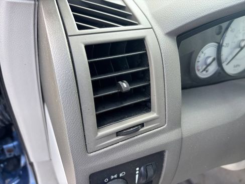 Used 2007 Chrysler 300 Touring RWD image 13