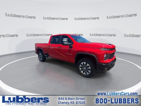 Used 2025 Chevrolet Silverado 2500 Custom w/ Custom Value Package AWD/4WD image 2
