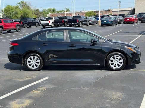 Certified 2025 Toyota Corolla LE FWD image 2