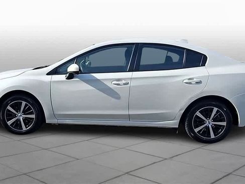 Used 2019 Subaru Impreza 2.0i Premium image 5