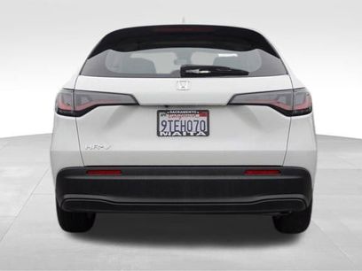Used 2025 Honda HR-V LX