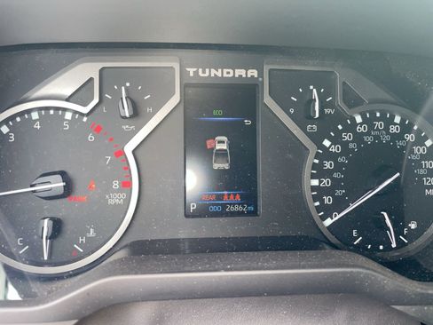 Used 2023 Toyota Tundra Limited image 2