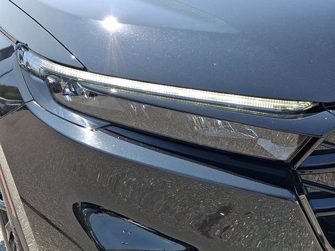 Used 2025 Honda CR-V Sport-L image 9