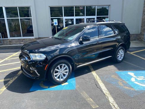 Used 2021 Dodge Durango SXT AWD/4WD image 2