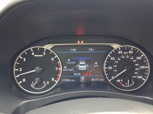 Used 2023 Nissan Altima 2.5 SV w/ SV Premium Package AWD/4WD image 15