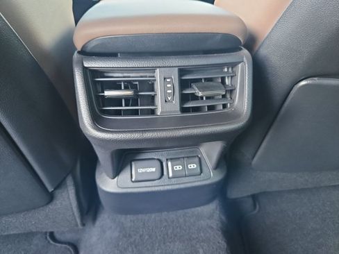 Used 2025 Lexus ES 300h w/ Premium Package FWD image 17