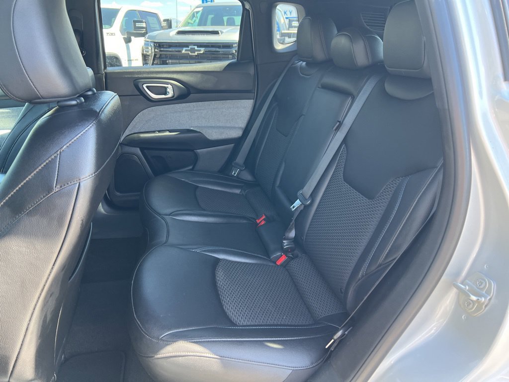Used 2024 Jeep Compass Latitude AWD/4WD image 24
