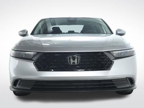 Used 2025 Honda Accord LX image 5