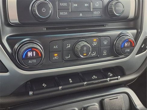 Used 2018 GMC Sierra 1500 SLT w/ SLT Premium Package image 9