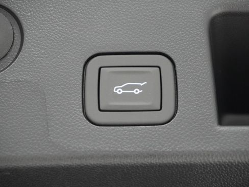 New 2026 Chevrolet Equinox RS w/ Convenience Package III image 7