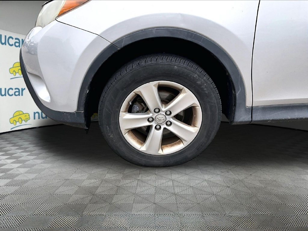Used 2014 Toyota RAV4 XLE AWD/4WD image 7