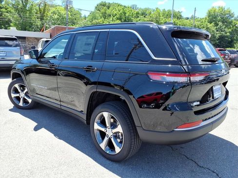 New 2026 Jeep Grand Cherokee Limited AWD/4WD image 6