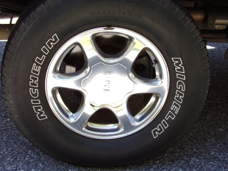 Used 2004 GMC Sierra 1500 Denali AWD/4WD image 13
