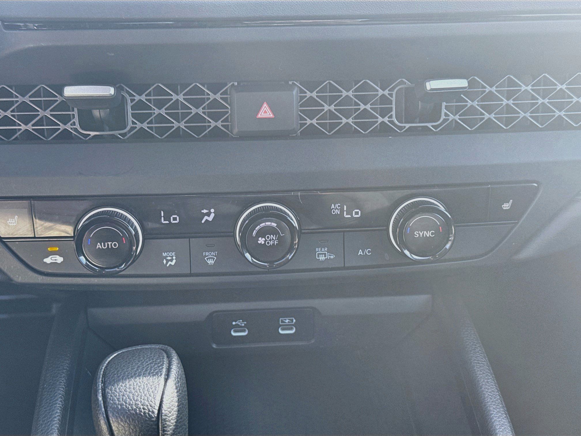 Used 2025 Honda Accord SE image 12