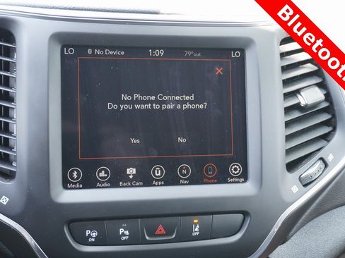 Used 2023 Jeep Cherokee Altitude Lux image 34