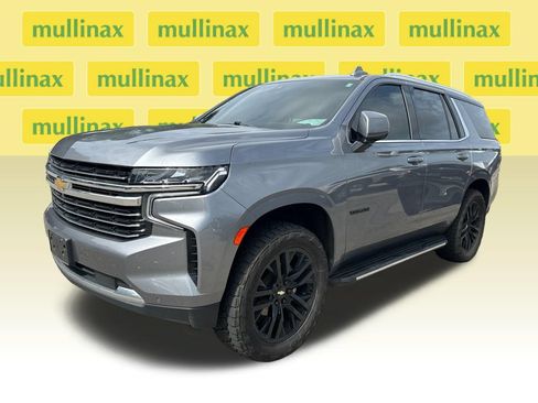 Used 2022 Chevrolet Tahoe LT w/ Luxury Package AWD/4WD image 6