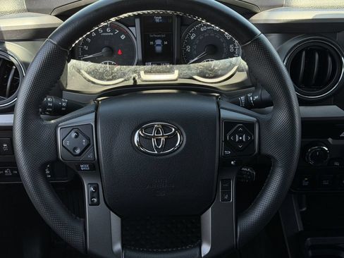 Used 2023 Toyota Tacoma TRD Sport w/ TRD Premium Sport Package AWD/4WD image 13