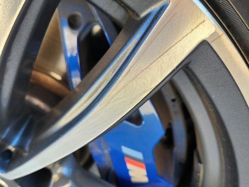 Used 2022 BMW 750i xDrive w/ M Sport Package image 26