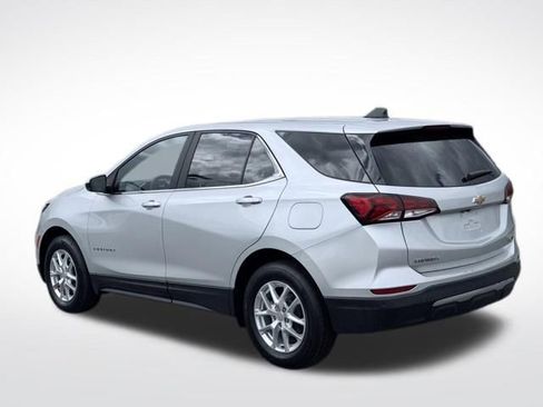 Used 2022 Chevrolet Equinox LT AWD/4WD image 9