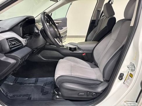 Used 2023 Subaru Outback Premium AWD/4WD image 13
