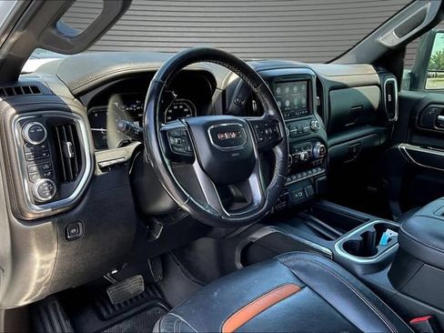 Used 2021 GMC Sierra 2500 AT4 w/ AT4 Premium Plus Package AWD/4WD image 17