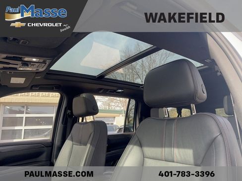 Used 2022 Chevrolet Suburban RST w/ Luxury Package image 21