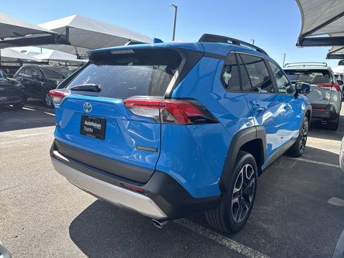 Used 2021 Toyota RAV4 AWD image 6