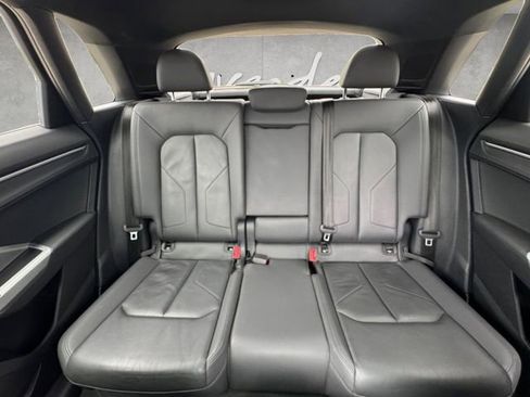 Used 2021 Audi Q3 2.0T Premium image 22