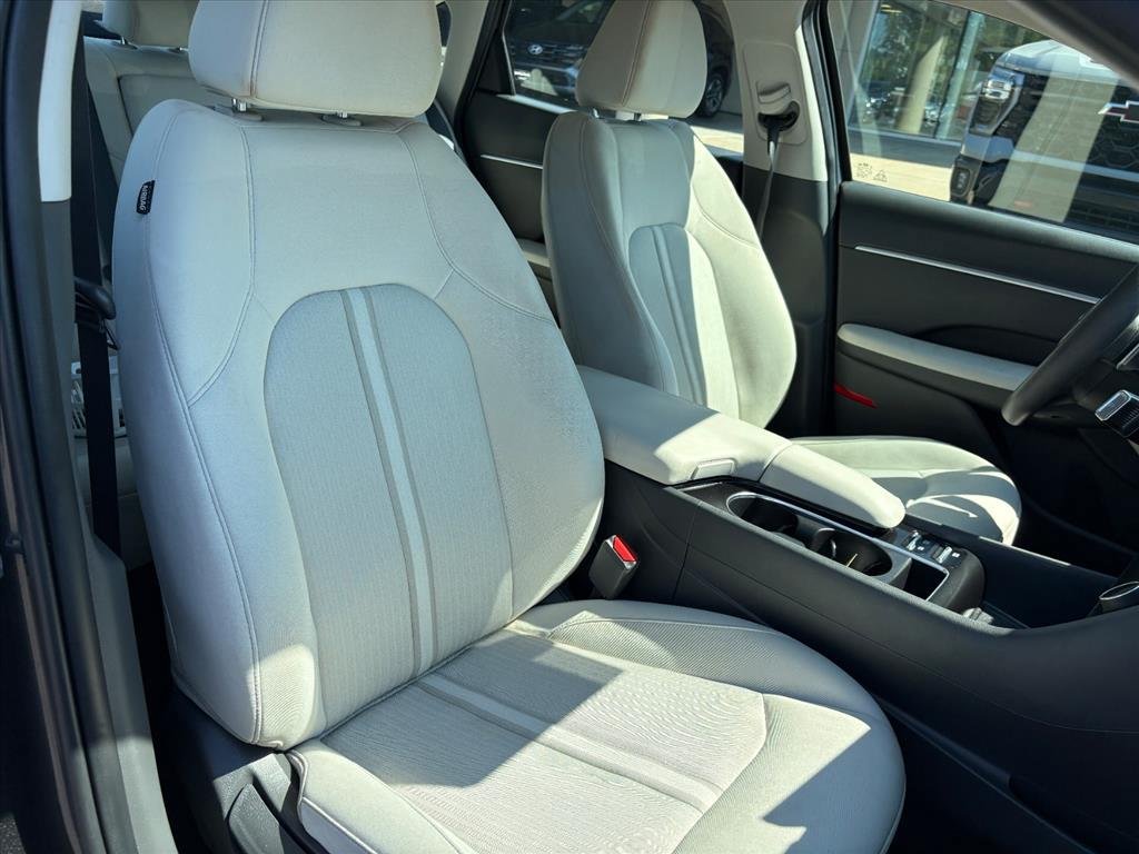 Certified 2025 Hyundai Sonata SEL FWD image 17