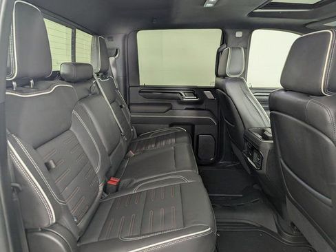 Used 2025 GMC Sierra 2500 AT4X image 20