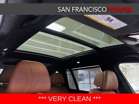 Used 2022 BMW X7 xDrive40i w/ M Sport Package image 24