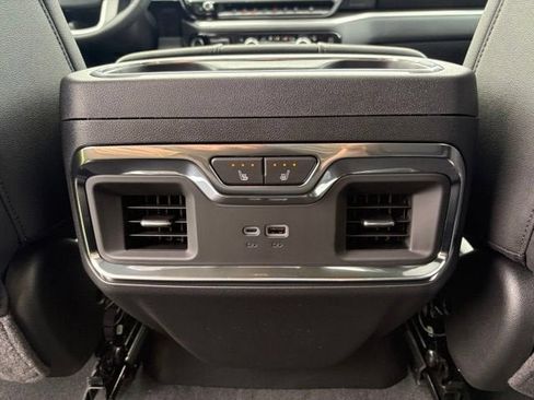 New 2026 GMC Sierra 1500 SLT w/ SLT Premium Package AWD/4WD image 18