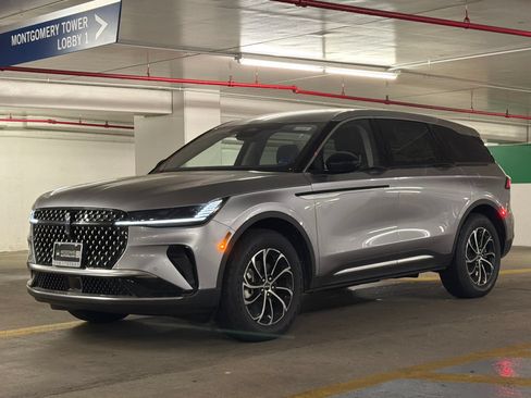 New 2026 Lincoln Nautilus Premier AWD/4WD image 1