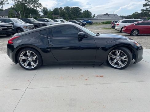Used 2010 Nissan 370Z Coupe w/ Sport Pkg RWD image 10