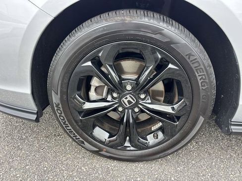 Used 2025 Honda Accord SE image 8