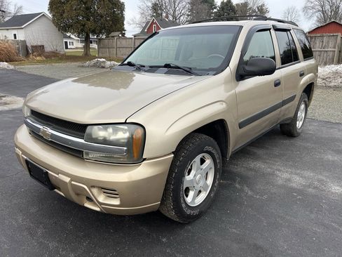 Used 2005 Chevrolet TrailBlazer LS w/ LS Preferred Equipment Group image 9
